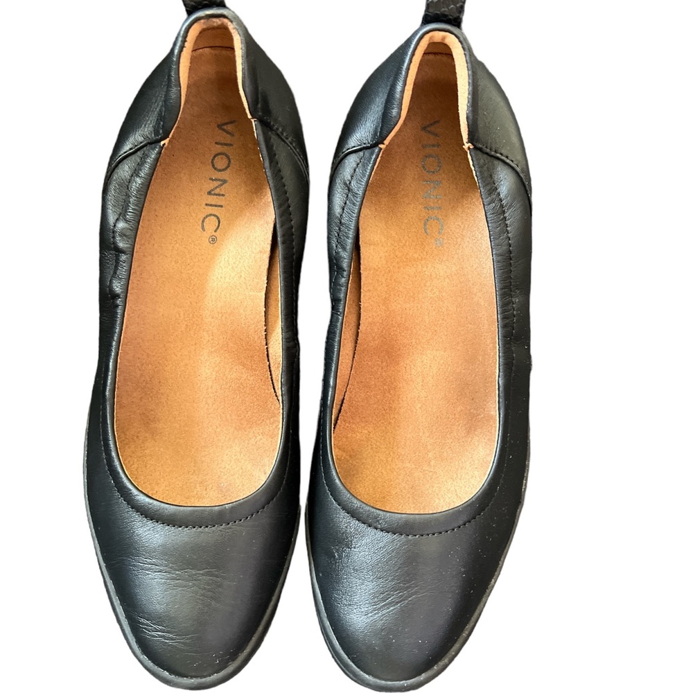 VIONIC Jacey Wedge Slip on shoes size 6